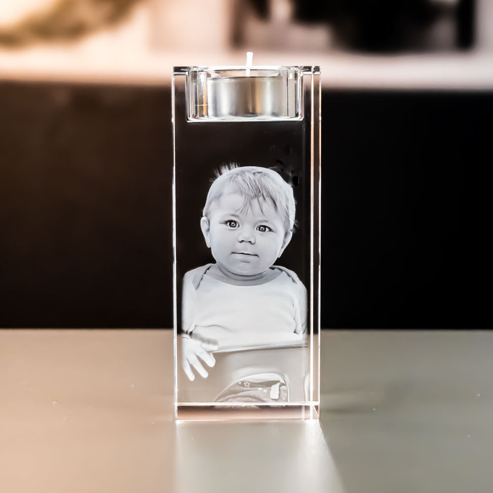 Värmeljushållare 5x5x12 cm med 3D-lasergraverad liten pojke